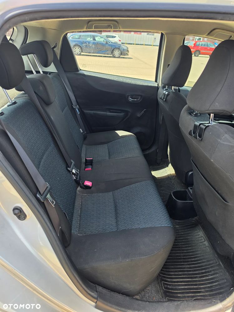 Toyota Yaris 1.0 Luna - 9
