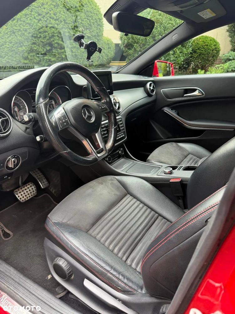 Mercedes-Benz CLA - 11