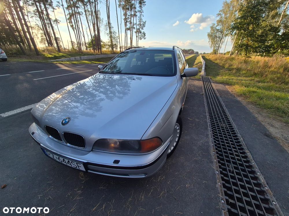 BMW Seria 5 - 16