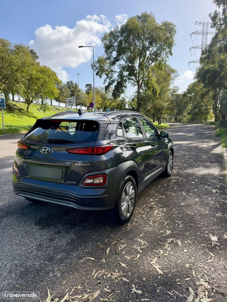 Hyundai Kauai Premium - 3