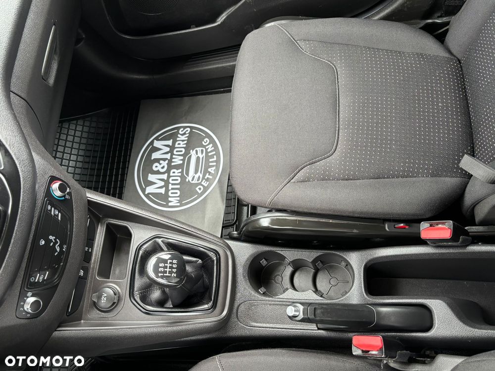 Ford Transit Courier Trend - 17