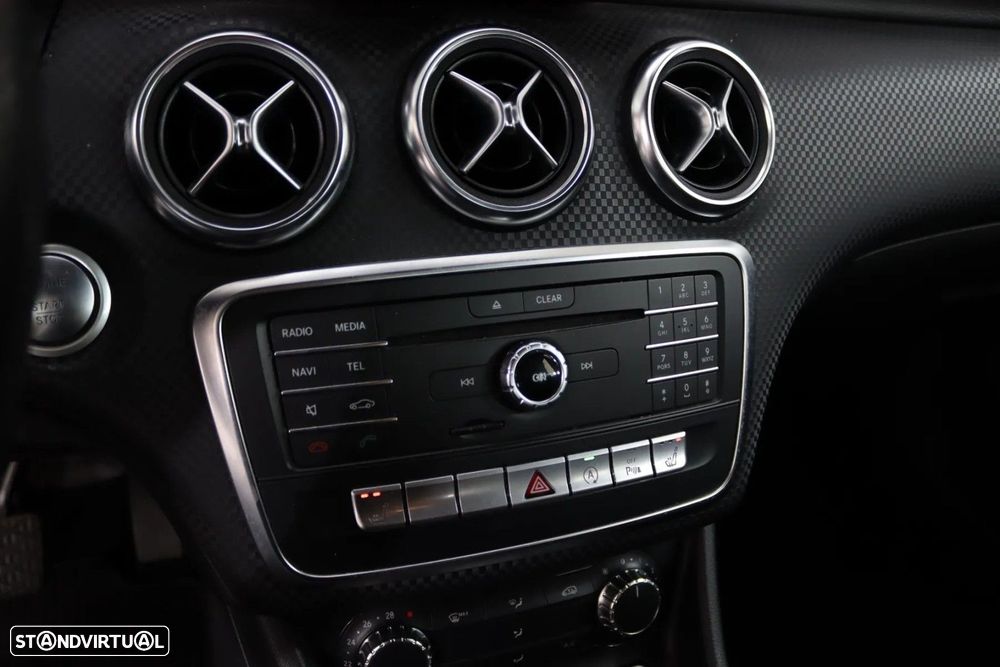 Mercedes-Benz A 180 CDI (BlueEFFICIENCY) Urban - 13