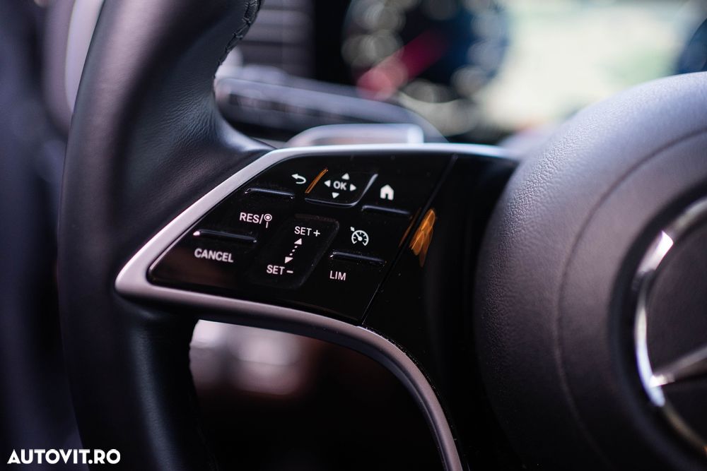 Mercedes-Benz GLE 300 d 4MATIC 9G-TRONIC AMG Line Advanced Plus - 18