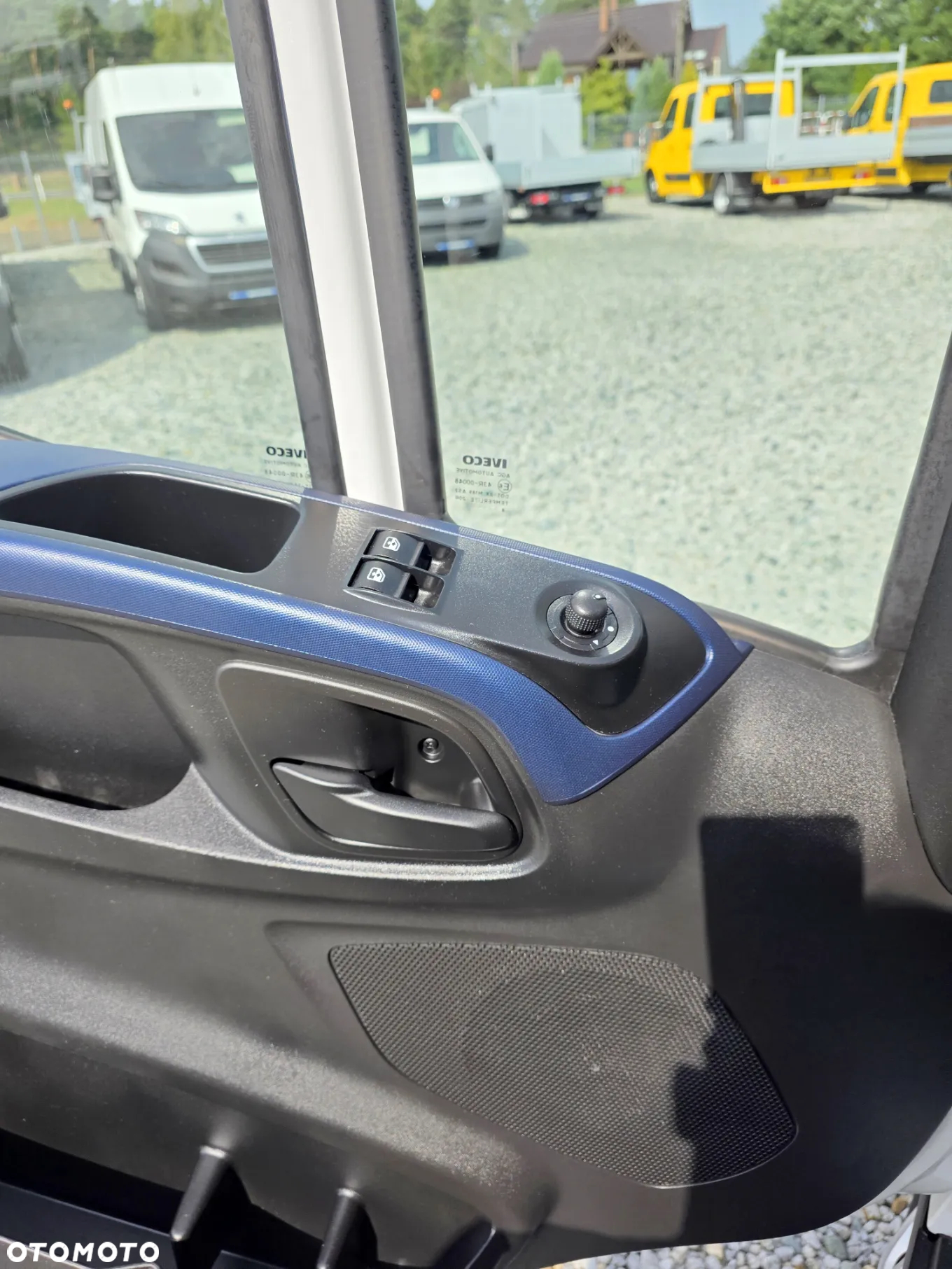 Iveco 35-160  2,3 HPI 160 KONNY ŚREDNIAK WYSOKI KLIMA WEBASTO 2 X BOCZNE DRZWI 8 BIEGOWY HIMATIC GWARANCJA - 16