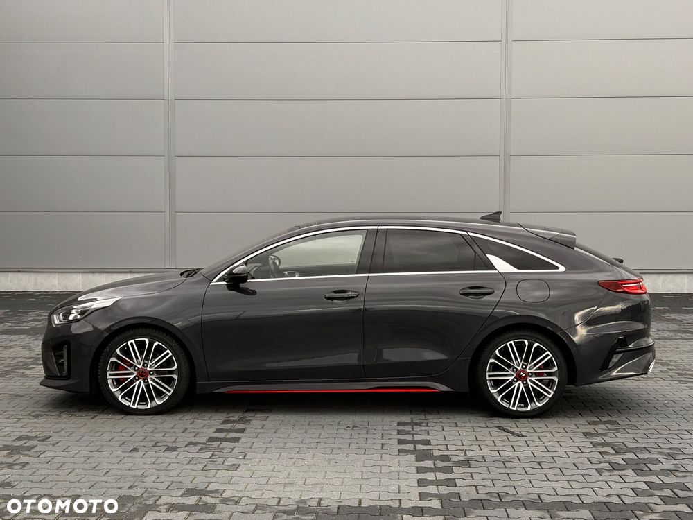 Kia ProCeed 1.6 T-GDI DCT7 OPF GT - 15