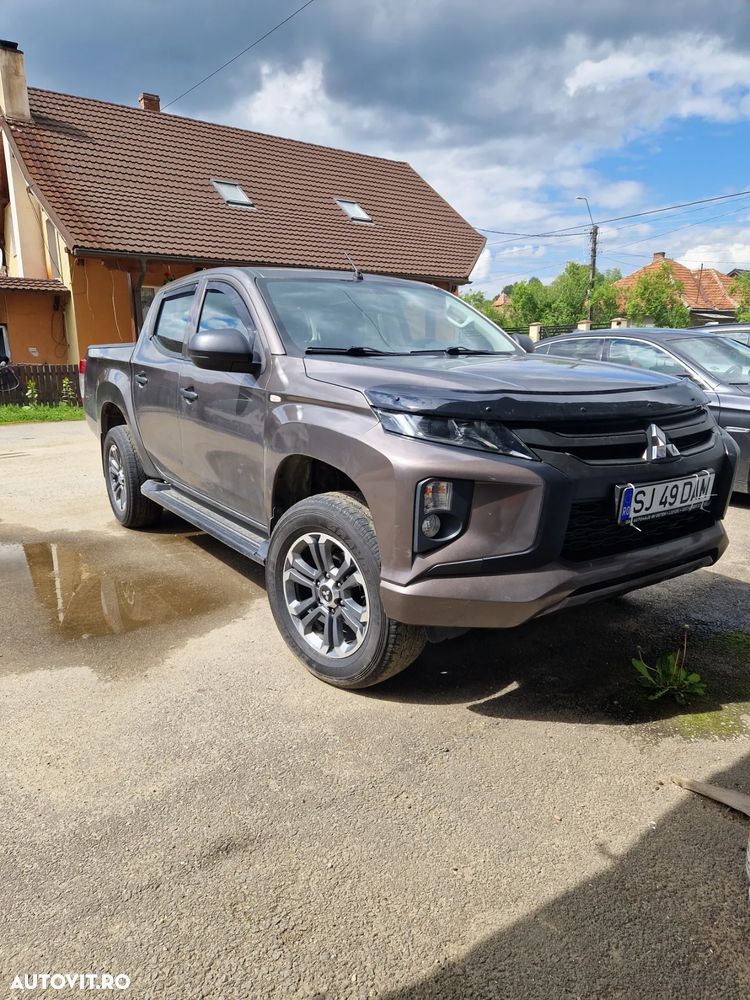 Mitsubishi L200 - 7