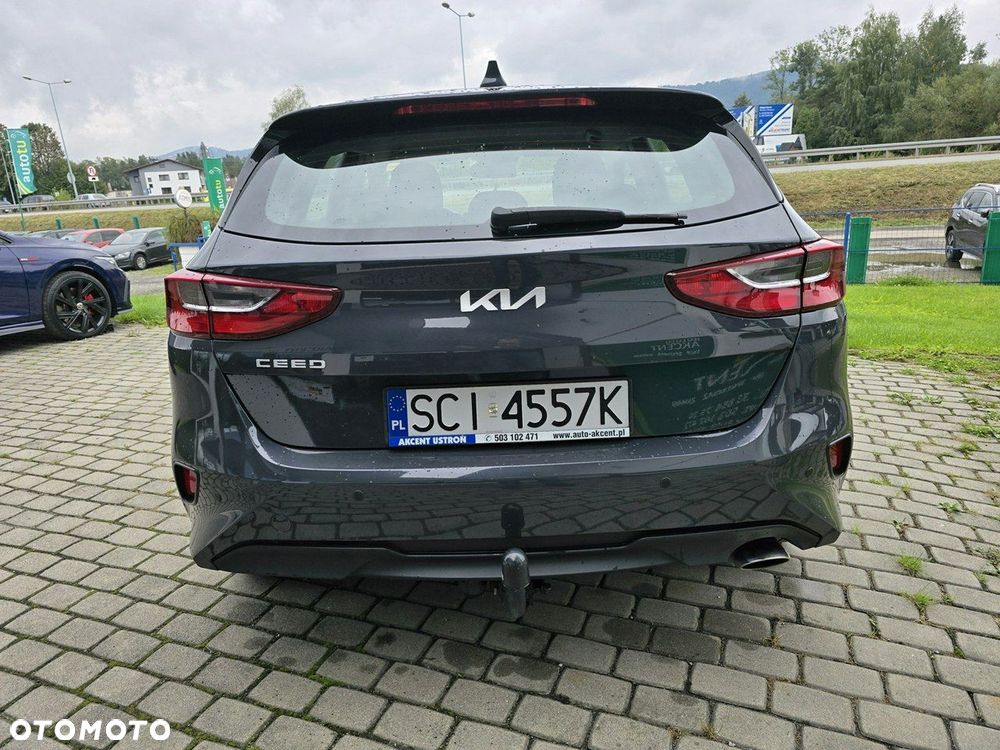 Kia Ceed - 7