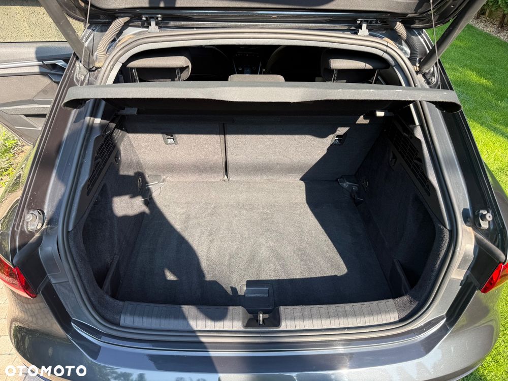 Audi A3 Sportback 30 TFSI S tronic design - 11