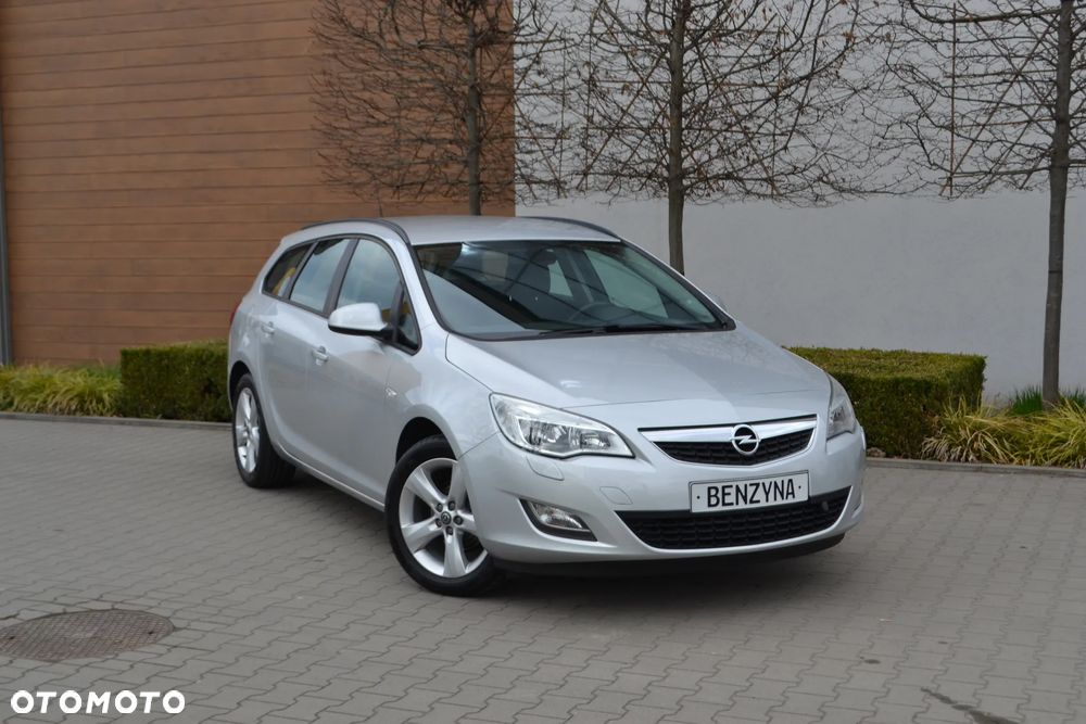 Opel Astra - 1