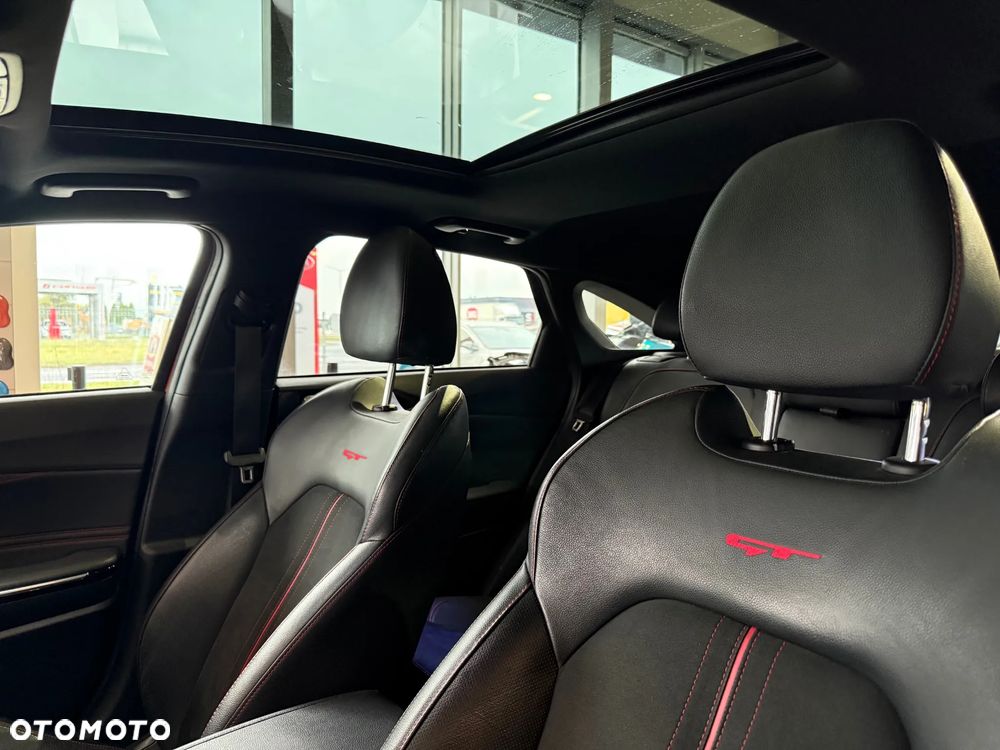 Kia ProCeed 1.6 T-GDI GT DCT - 17