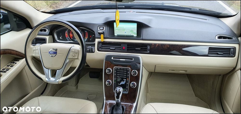 Volvo XC 70 D4 AWD Dynamic Momentum EU6 - 10