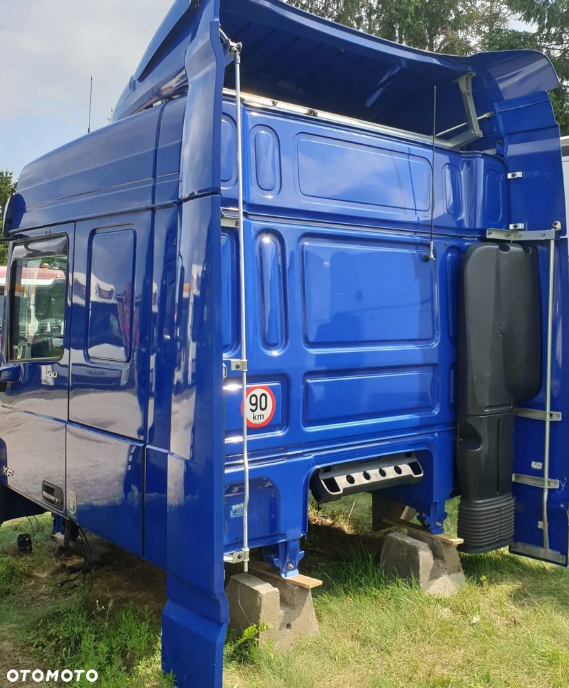 KABINA KOMPLETNA Z KLIMATYZACJĄ 2018r. DAF XF 106 LIFT SPACE CAB NIEBIESKA - 4
