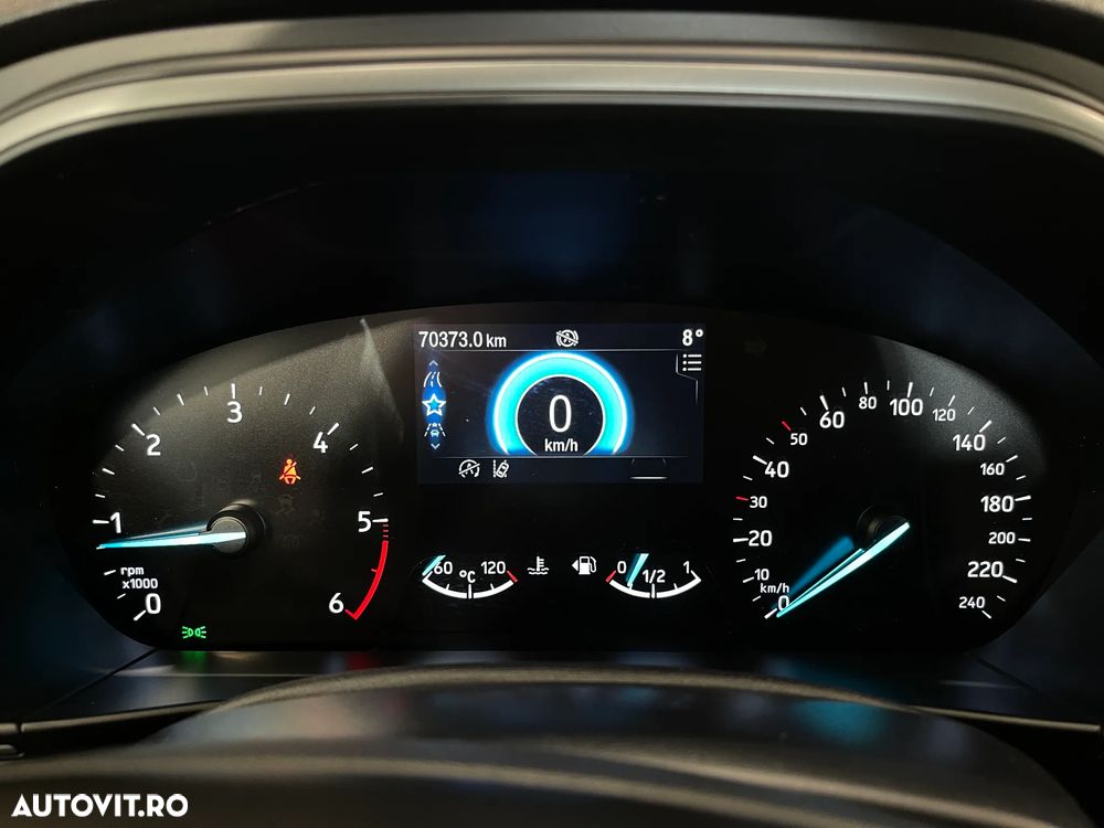 Ford Focus 1.5 EcoBlue Connected - 25