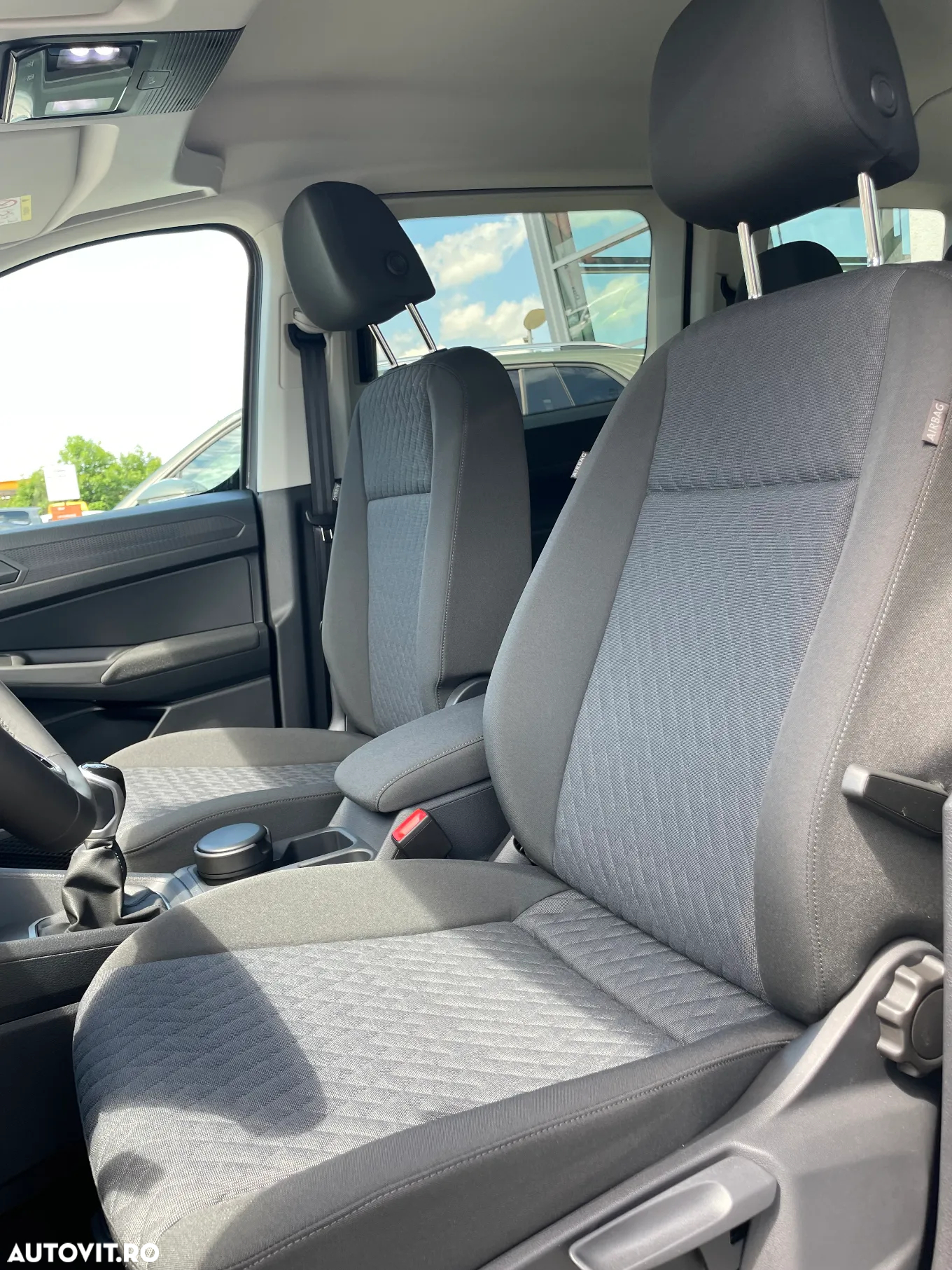 Volkswagen Caddy Maxi 2.0 TDI 75 kW Life - 12