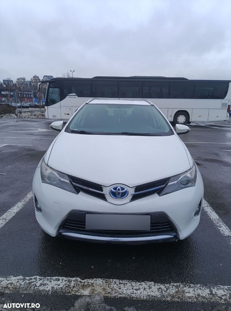 Toyota Auris 1.8 L VVT-i Sol+ - 3