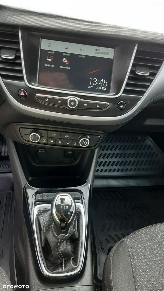 Opel Crossland X - 14