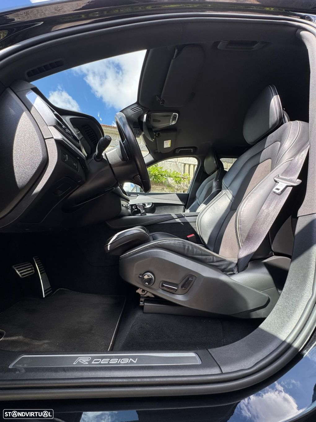 Volvo XC 90 2.0 D4 R-Design - 20