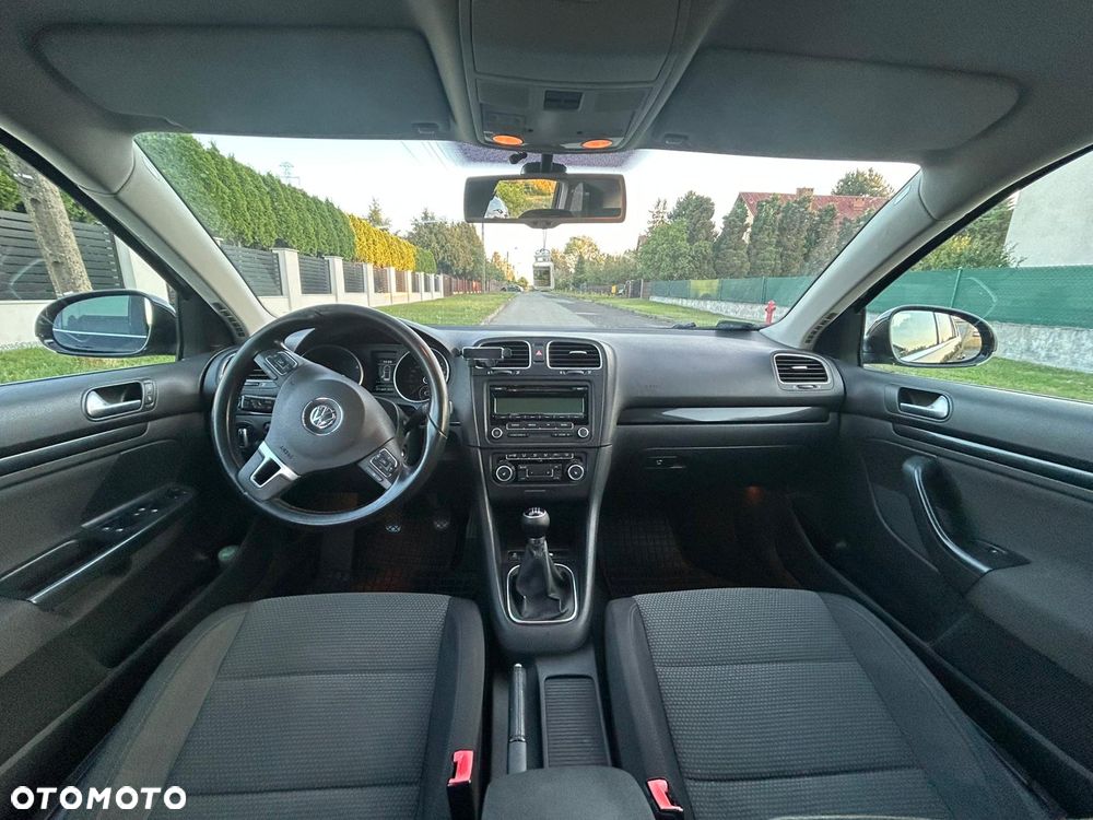Volkswagen Golf 2.0 TDI DPF MATCH - 11