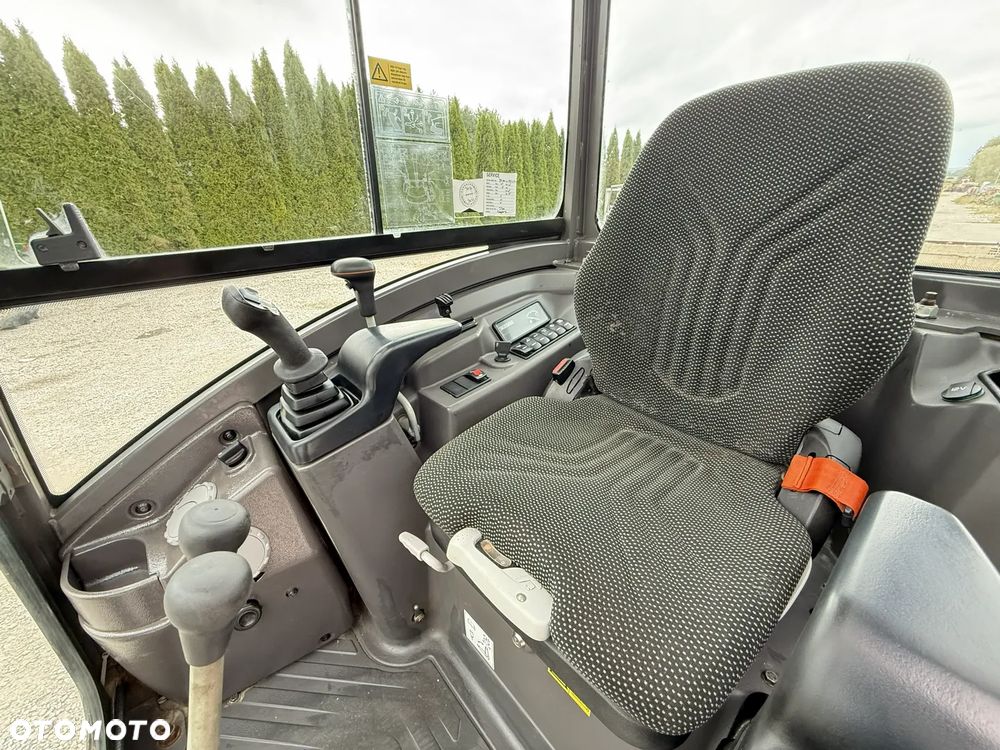 Volvo EC18D EC 18 D / Z NIEMIEC / PIĘKNA / POWERTILT / 2017 ROK / ORYGINAŁ / 15 16 17 20 22 301.6 301.8 VIO PC KX 018 19C 16C 18-3 - 11