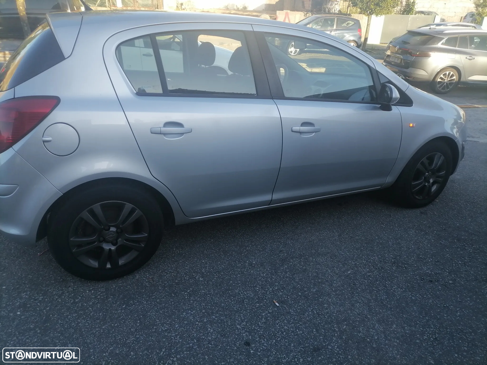 Opel Corsa 1.3 CDTi Enjoy EcoFLEX - 6