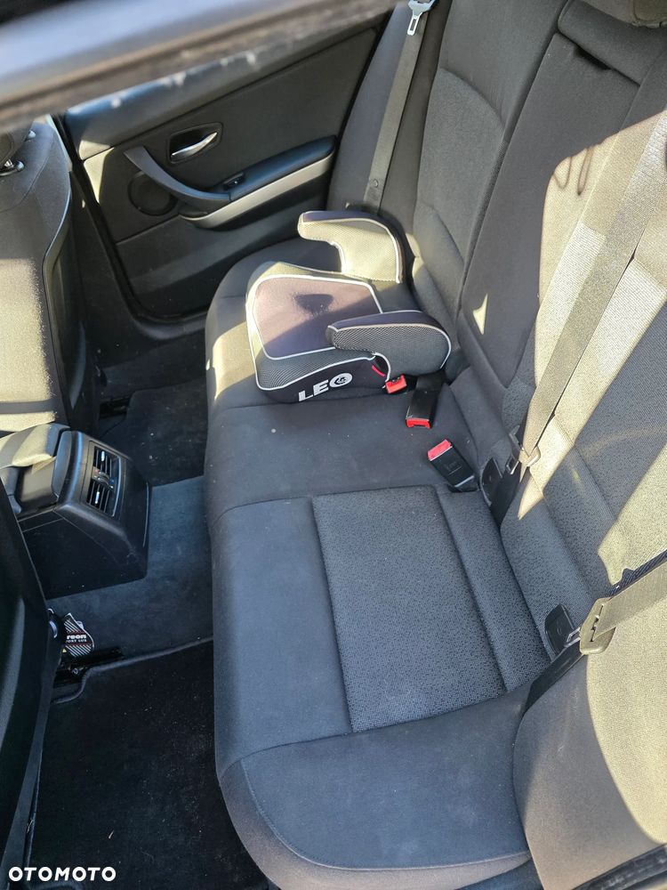 BMW Seria 3 318d DPF - 15