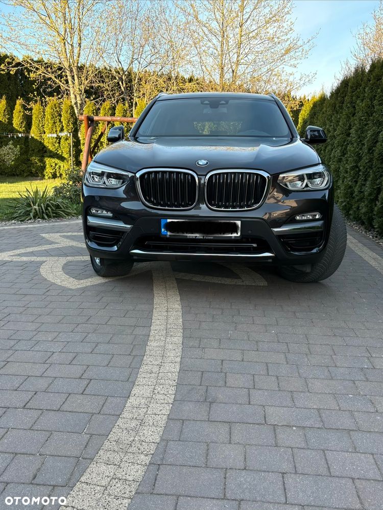 BMW X3 xDrive20d Luxury Line - 2