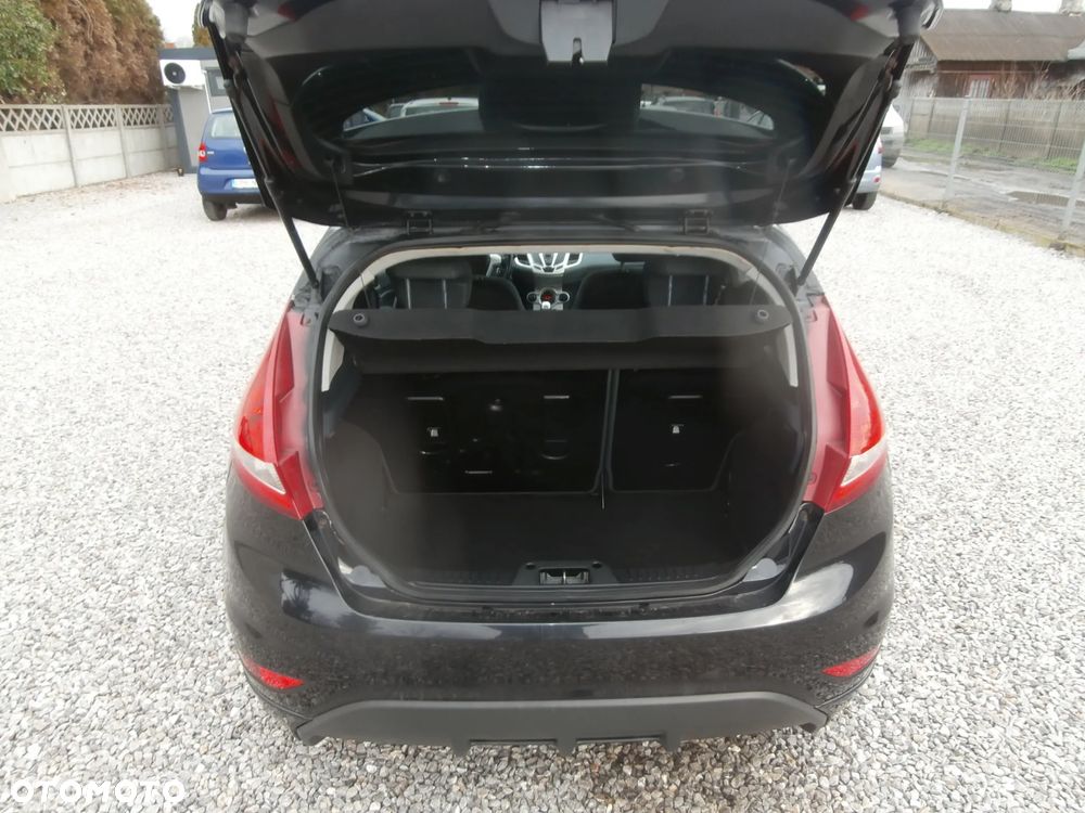 Ford Fiesta 1.6 Sport - 31