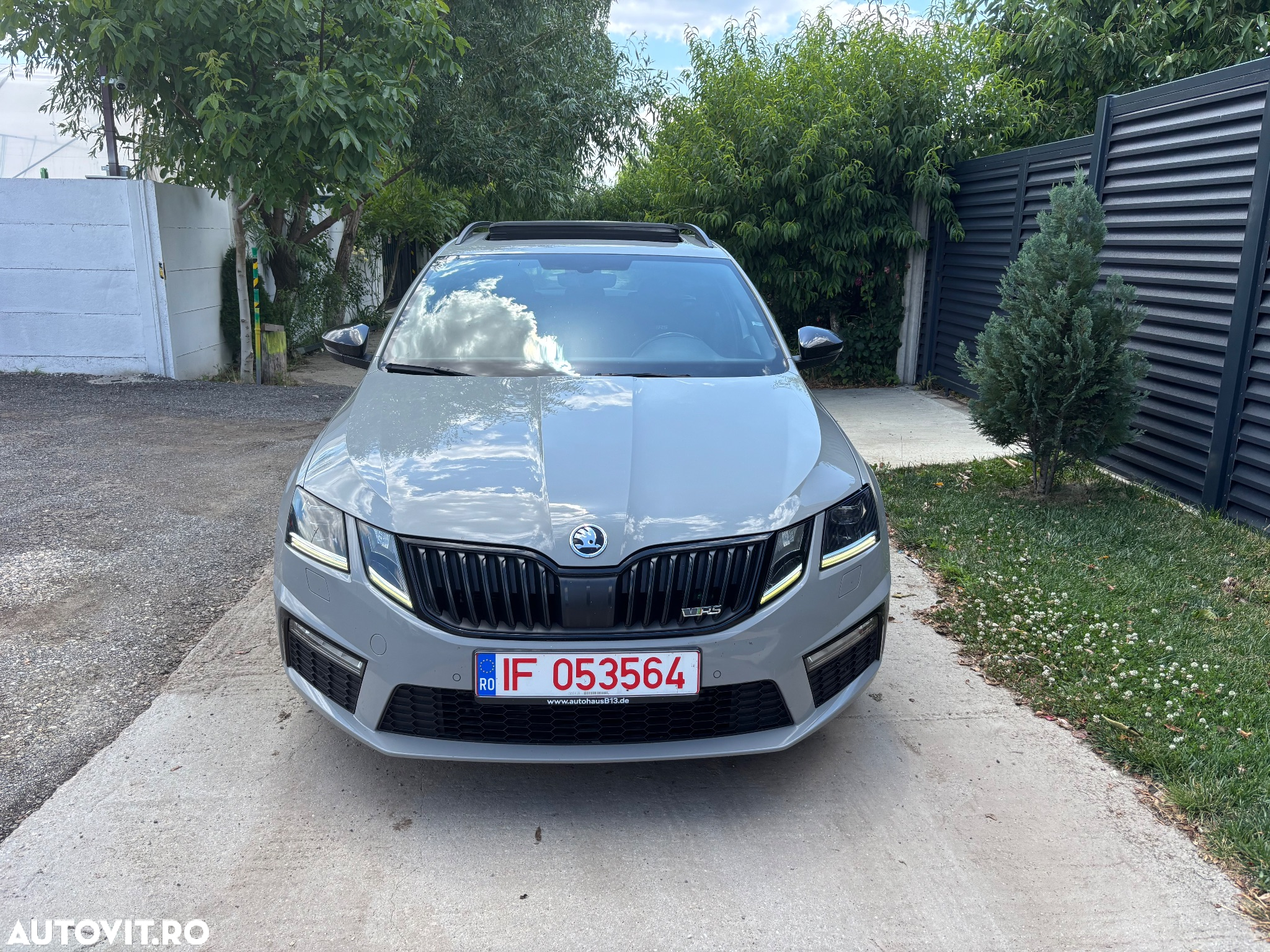Skoda Octavia 2.0 TDI 4x4 DSG RS - 3