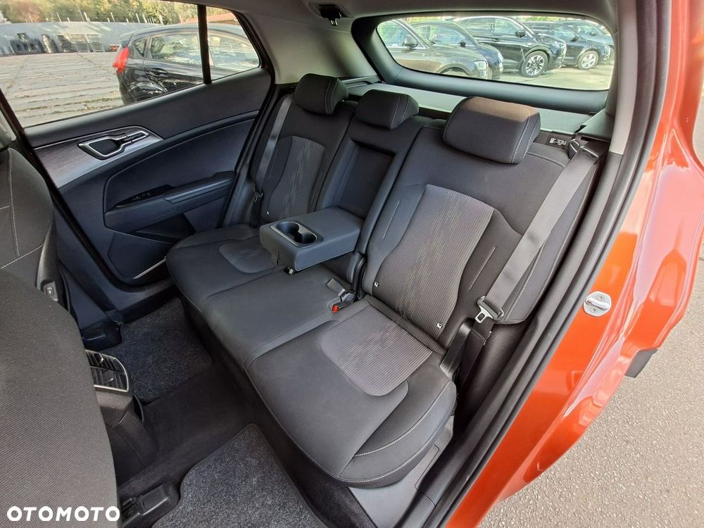 Kia Sportage 1.6 T-GDI Business Line 2WD - 29