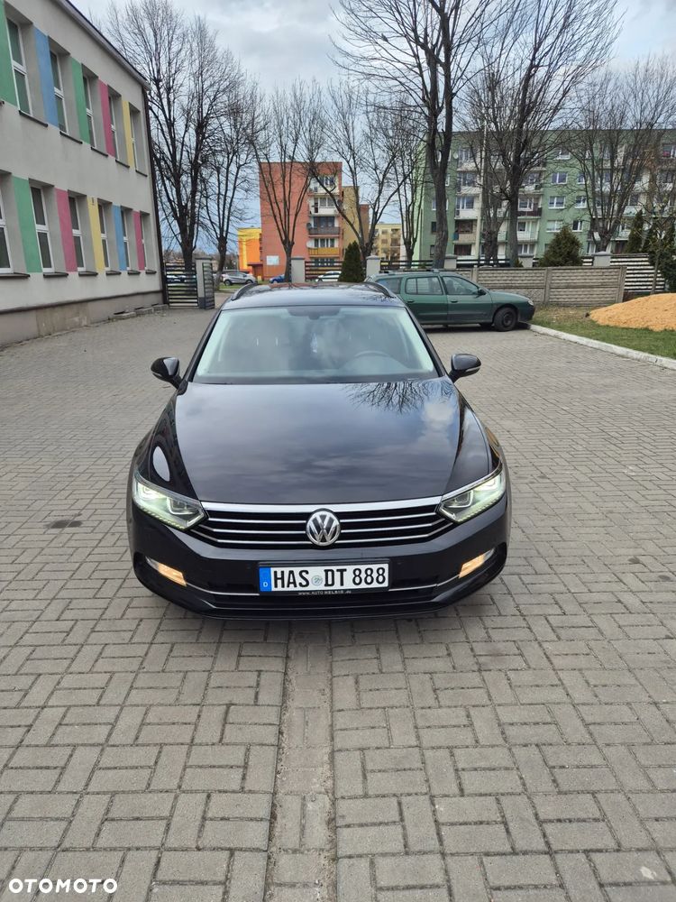 Volkswagen Passat Variant Diesel Trendline - 1