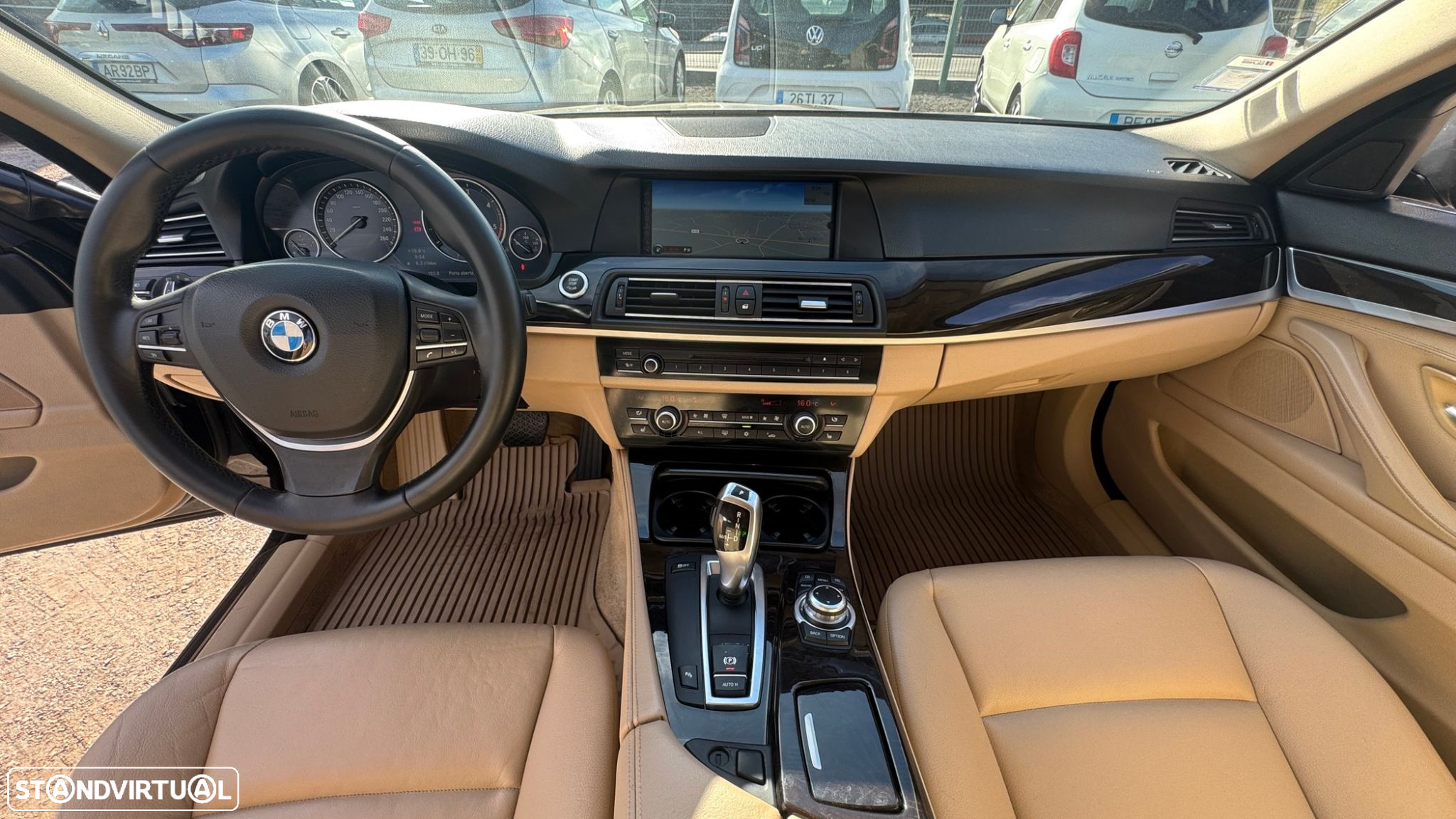 BMW 520 d Exclusive Auto 123g - 33