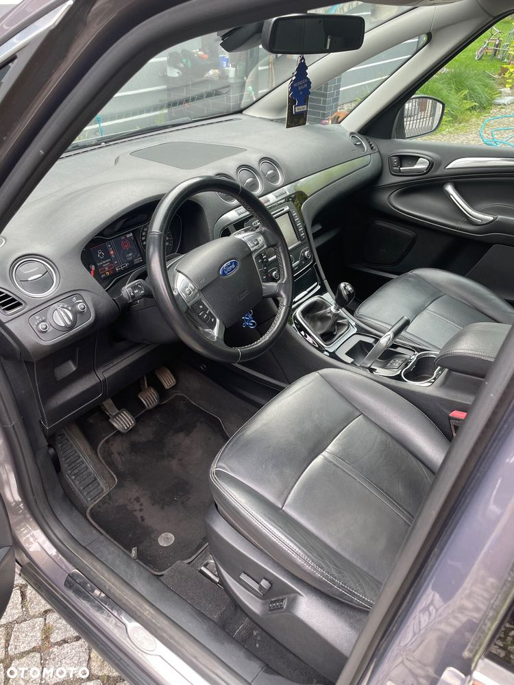 Ford S-Max 2.0 TDCi DPF Titanium - 6