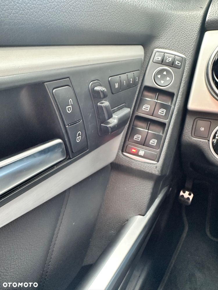 Mercedes-Benz GLK 250 4-Matic - 9