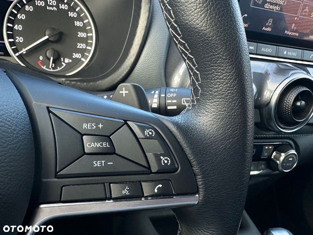 Nissan Juke - 25