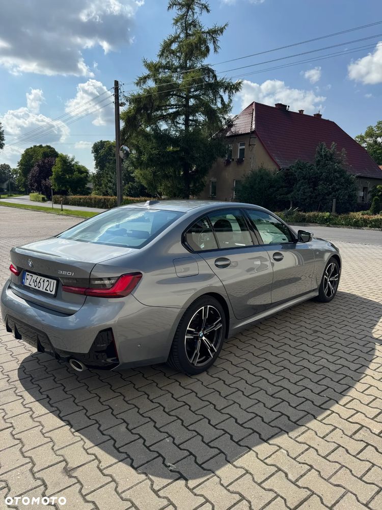 BMW Seria 3 320i M Sport - 2