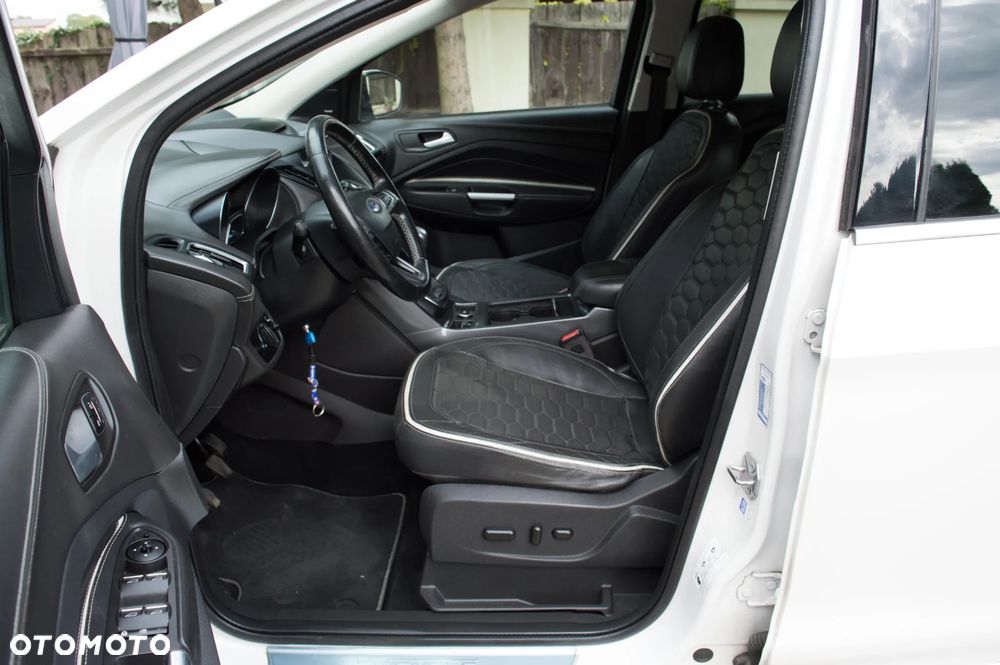 Ford Kuga 2.0 TDCi 2x4 Vignale - 22