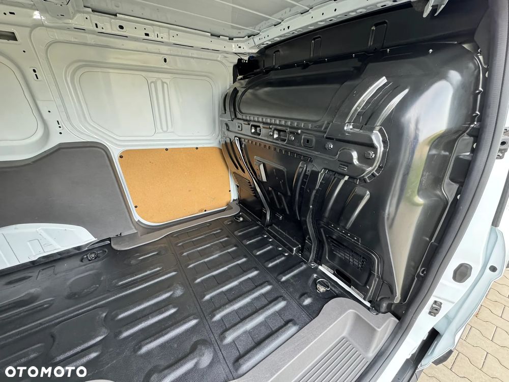 Ford Transit Connect - 29