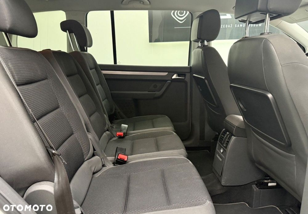 Volkswagen Touran 1.6 TDI DPF Trendline - 19