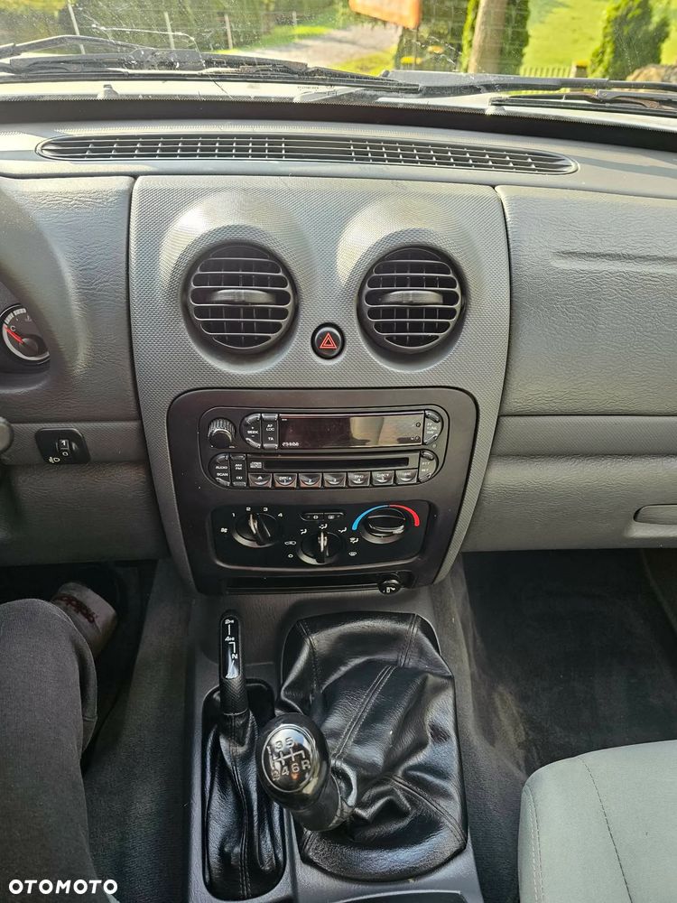 Jeep Cherokee 2.8 CRD Sport - 10