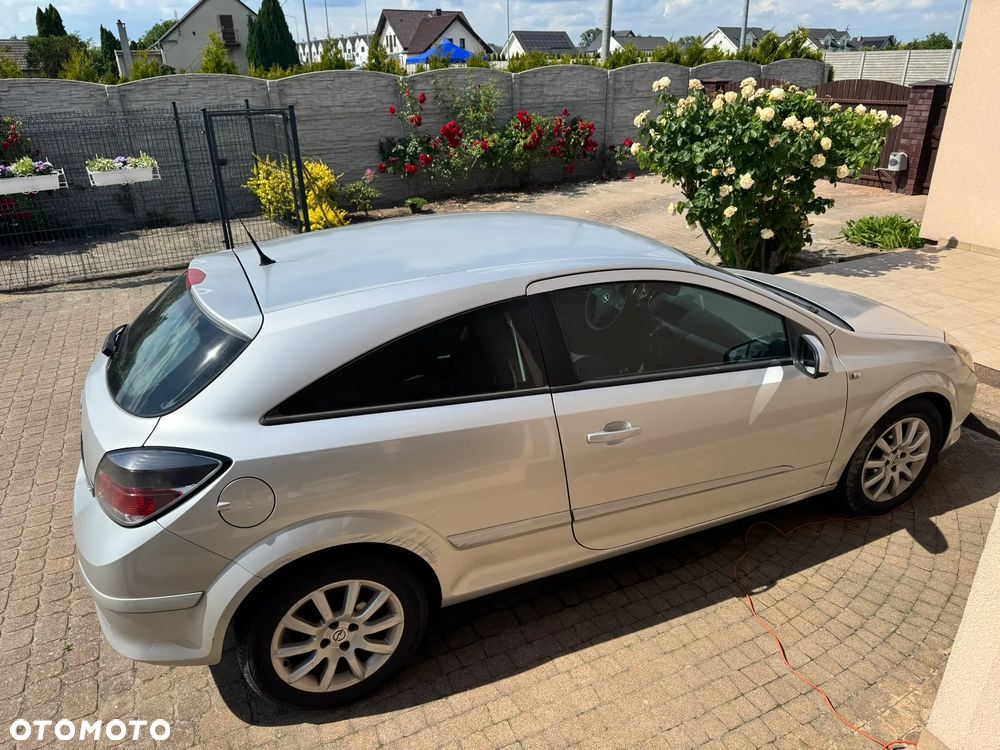 Opel Astra - 2