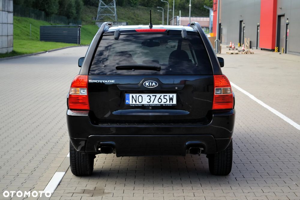 Kia Sportage 2.0 CRDi Freedom - 27