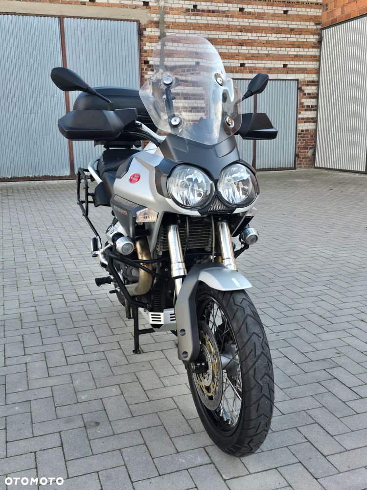 Moto Guzzi Stelvio - 6