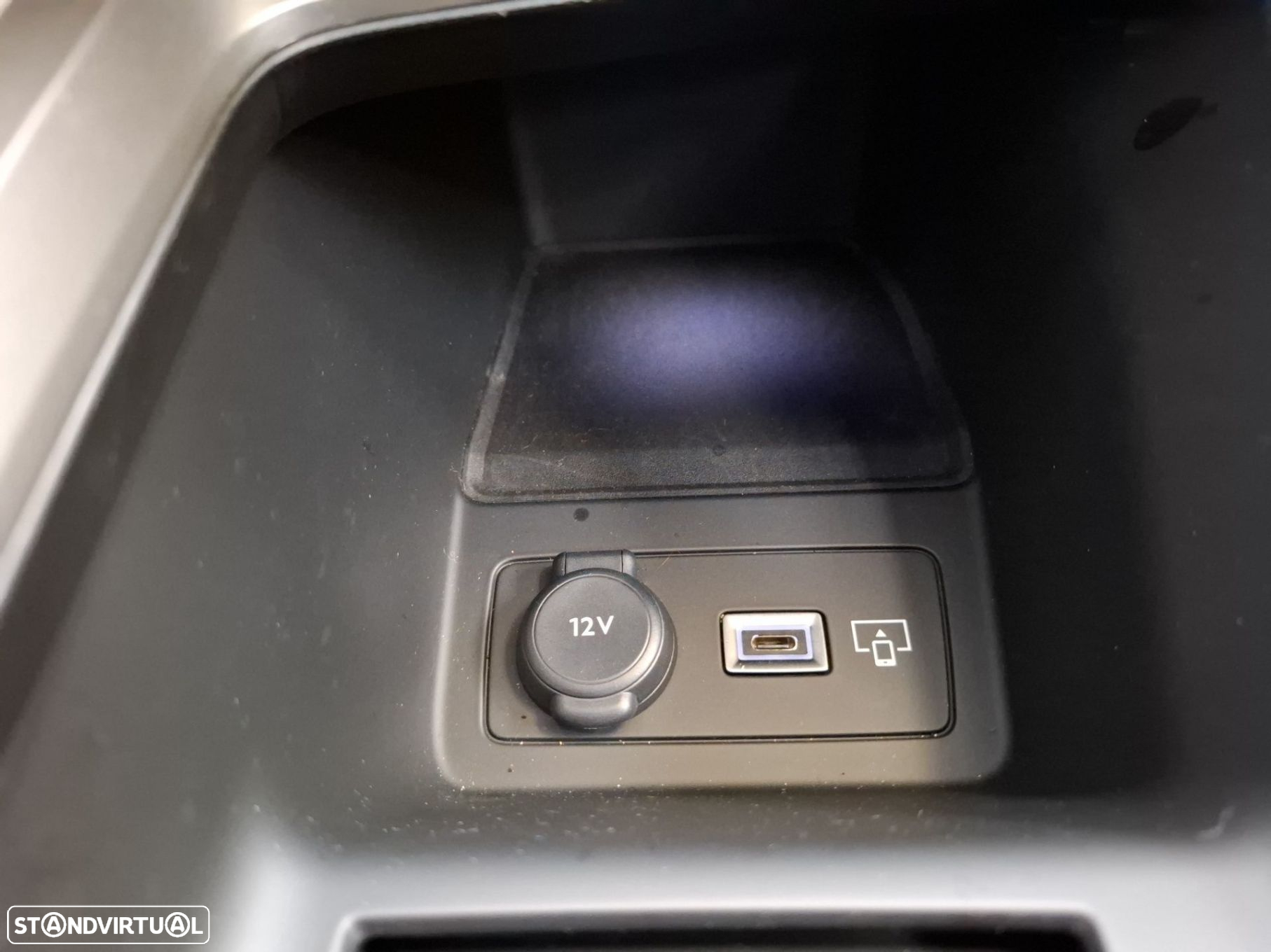 Peugeot 308 1.6 Hybrid Active Pack e-EAT8 - 19