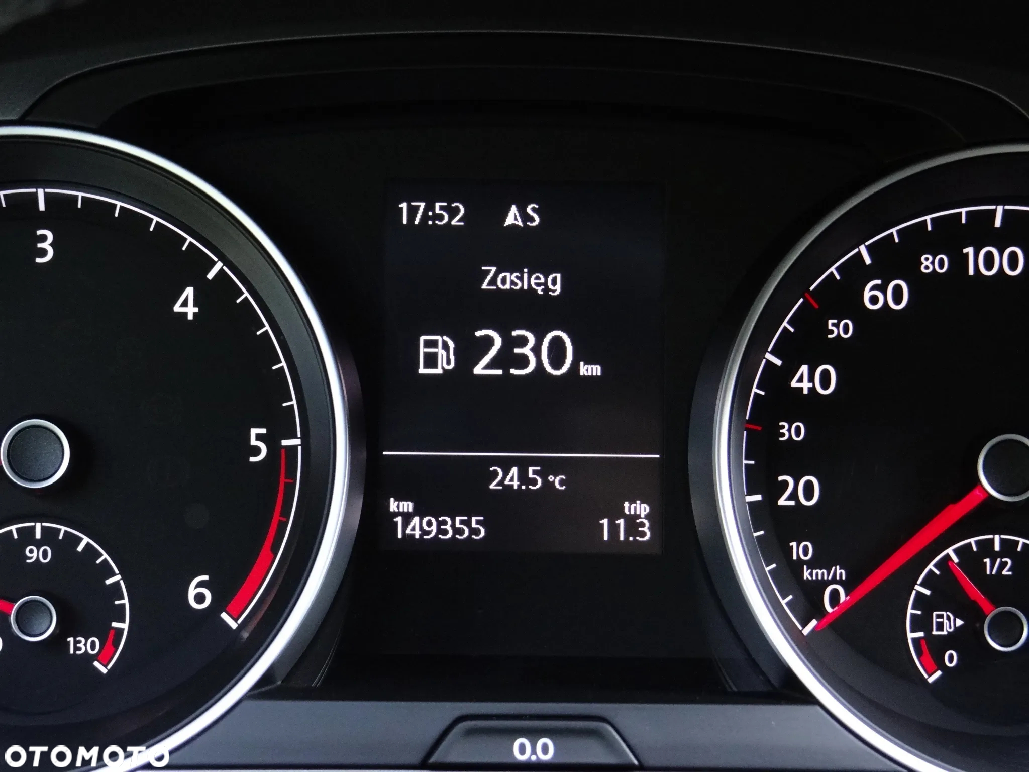 Volkswagen Golf 1.6 TDI BlueMotion Technology Lounge - 21