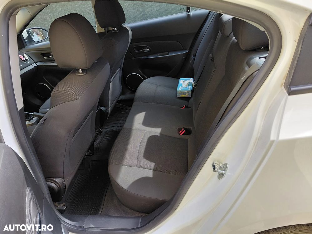 Chevrolet Cruze 1.8 Ecotec LT+ - 5
