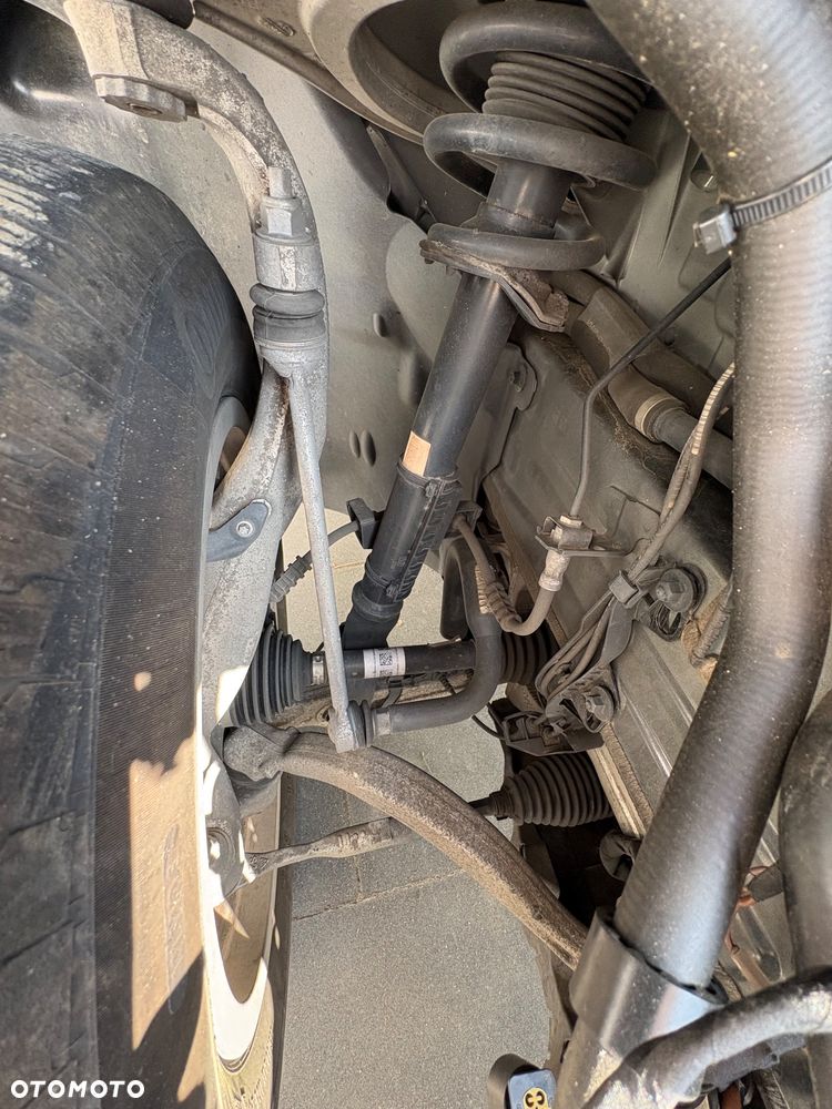 Mercedes-Benz GLC 200 4Matic 9G-TRONIC Edition Avantgarde - 21