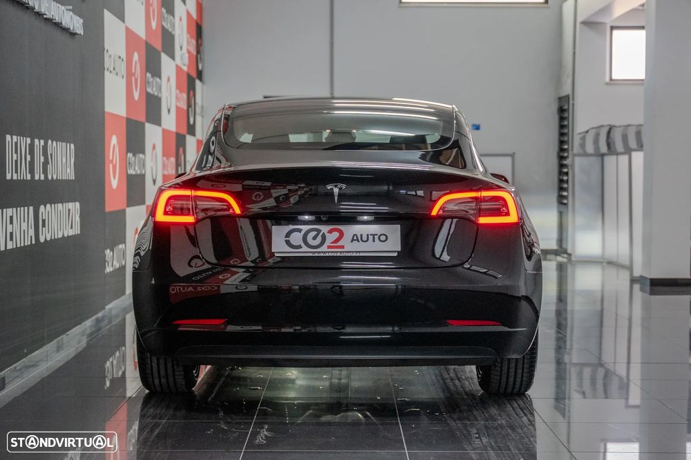 Tesla Model 3 Long Range Tração Traseira - 6
