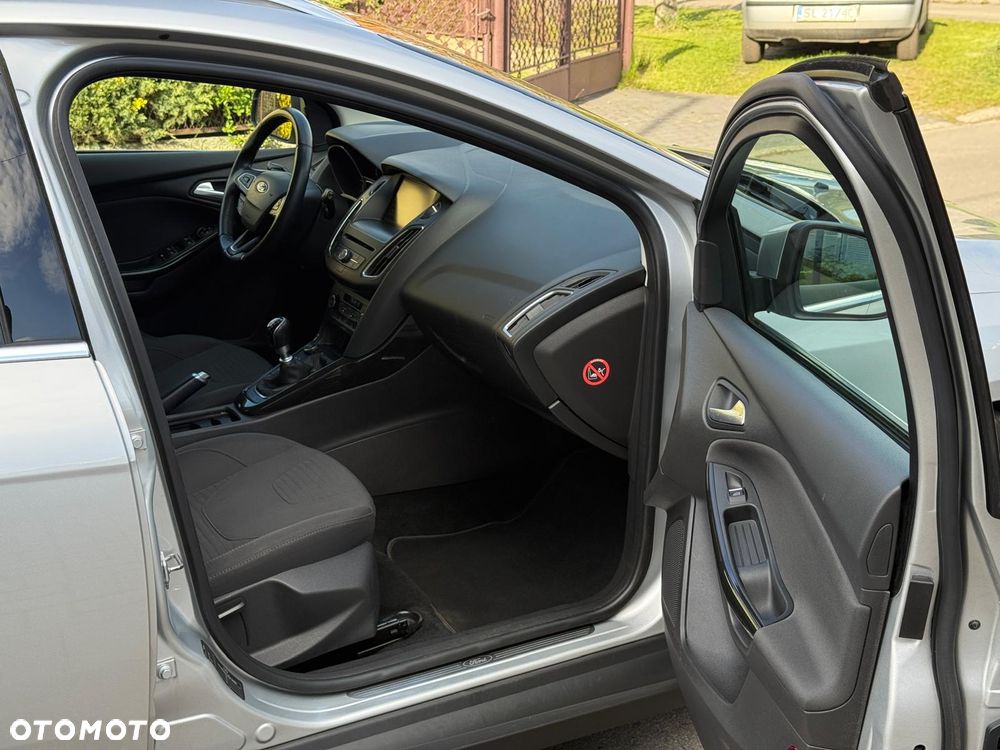 Ford Focus 1.5 TDCi DPF Start-Stopp-System Titanium - 17