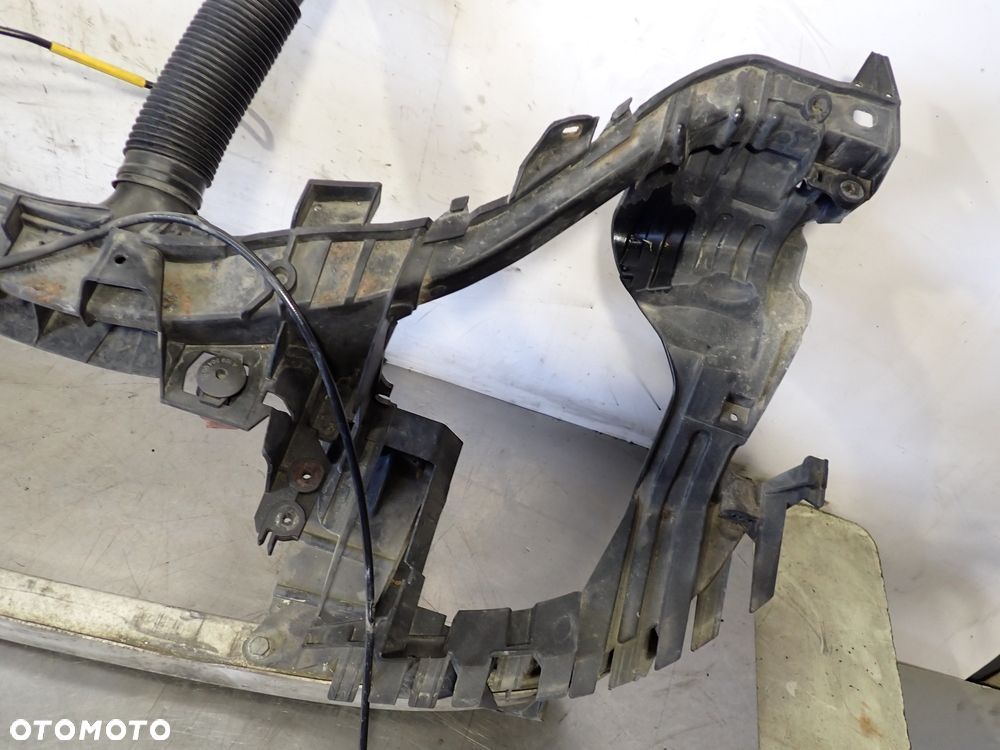 PAS PRZEDNI OKULAR MERCEDES W169 A200 - 5