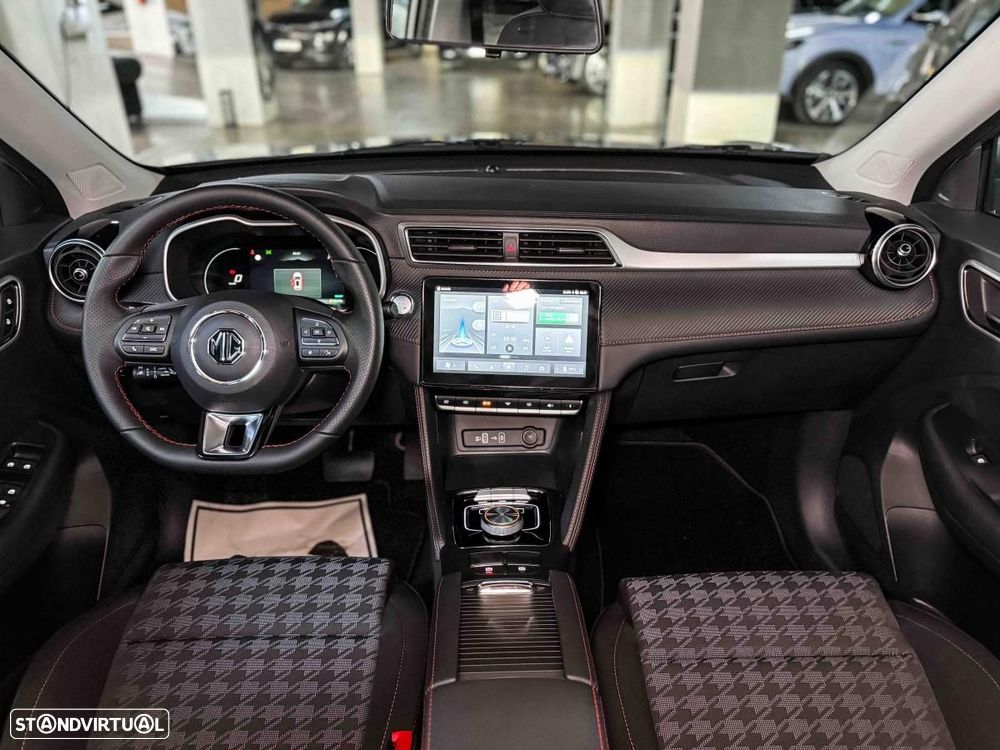 MG ZS EV 72.6 kWh Comfort OBC 11 kW - 17